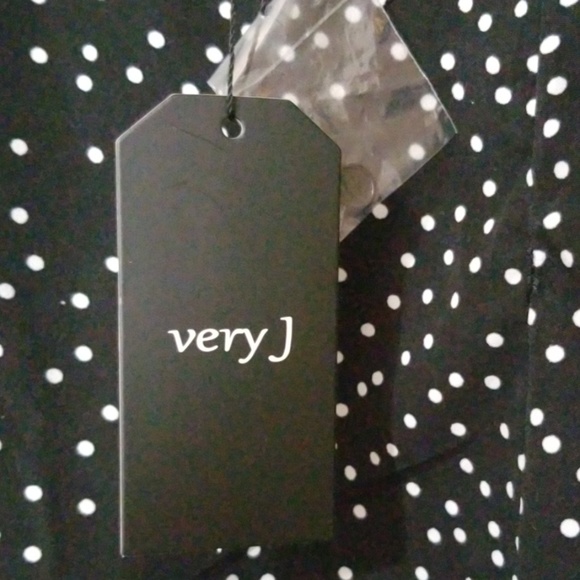 Shouldet Cut-out frilled blouse - Picture 6 of 6